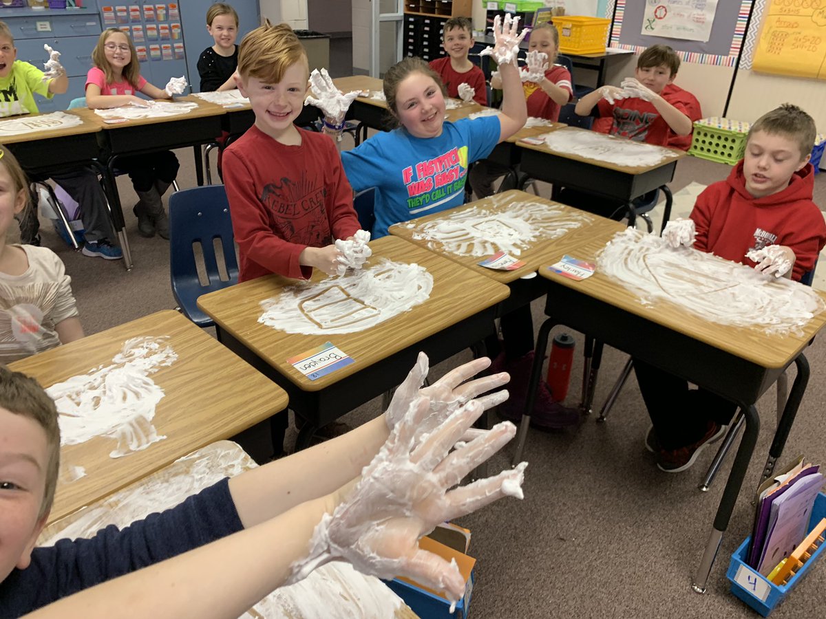 Mrs. Darr (@jdarr_adm) on Twitter photo These mathematicians loved doing fraction work with shaving cream! #WinEachDay #WeAreADM #BookWeek These mathematicians loved doing fraction work with shaving cream! #WinEachDay #WeAreADM #BookWeek
