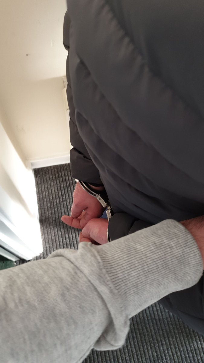 Persistence and patience are key skills in Policing. We just arrested Jordan Timby for remaining unlawfully at large, he was hiding in Birmingham. His friend who helped him has been arrested as well. Lots of work has gone into locating these males. @PettitDamian @DCISouthWorc