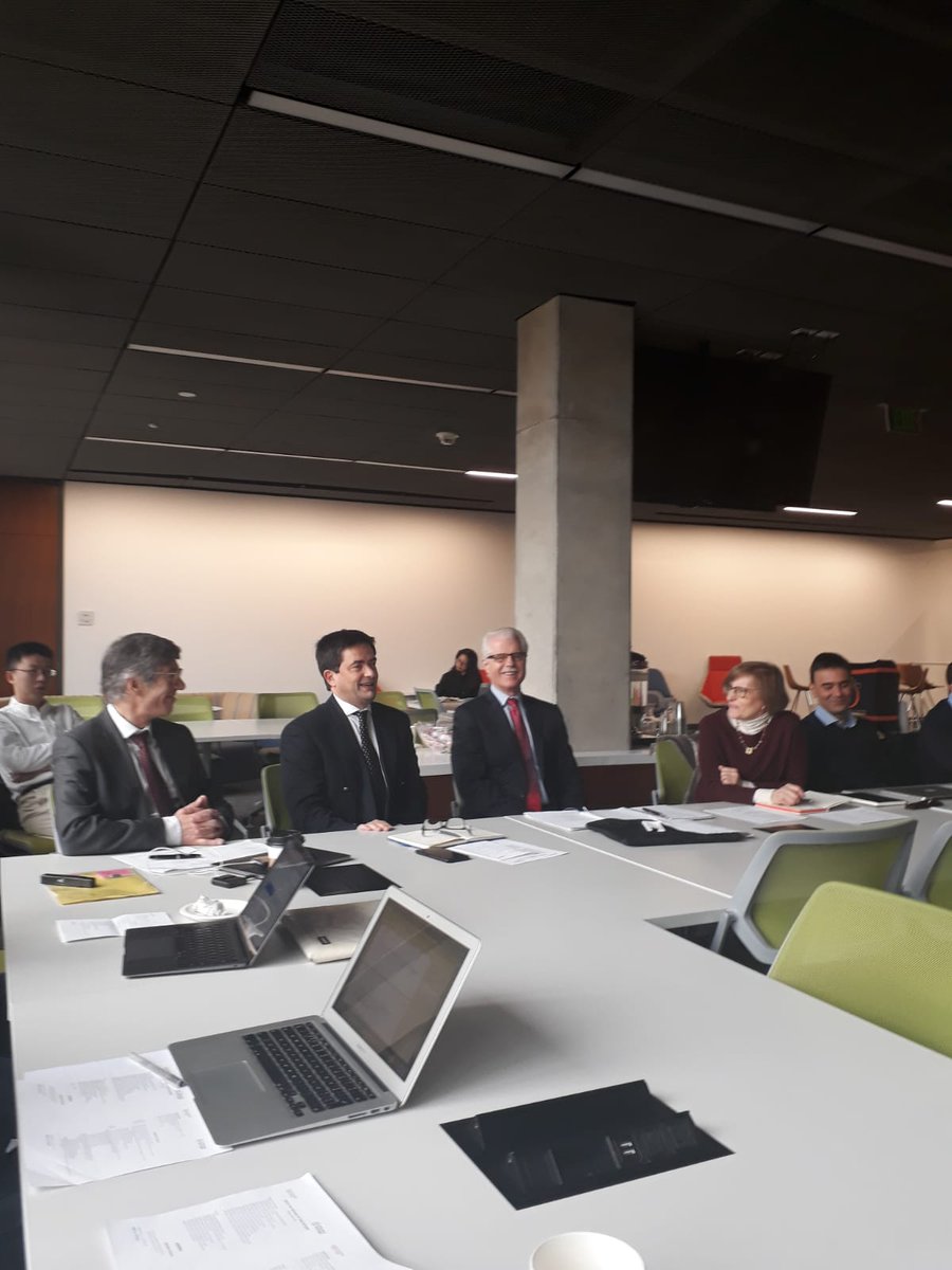 UTPortugal's tweet photo. Welcoming Paulo Ferrão (President of FCT), Joaquim Brito (Director at AIR Center) and our Area Directors to discuss the @UTPortugal and its strategic areas #AdvancedComputing #MedicalPhysics #Nanotechnologies #SpaceEarthInteractions #TechnologyInnovationandEntrepreneurship 🤝💡 https://t.co/Hqhdl7Lusj