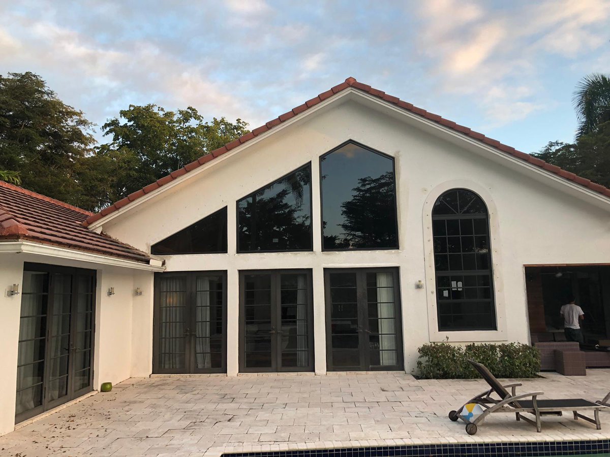 FloridaHome360's tweet photo. We’re only 100 DAYS away from the start of hurricane season! 

Our windows can sustain up to a category 5 hurricane.

Call TODAY and upgrade your home to hurricane impact windows and doors!(954)828-0208 ☎️📱

#Broward #Dade #PalmBeach #HurricaneSeason #HurricaneImpact https://t.co/rwcdmTrUnM