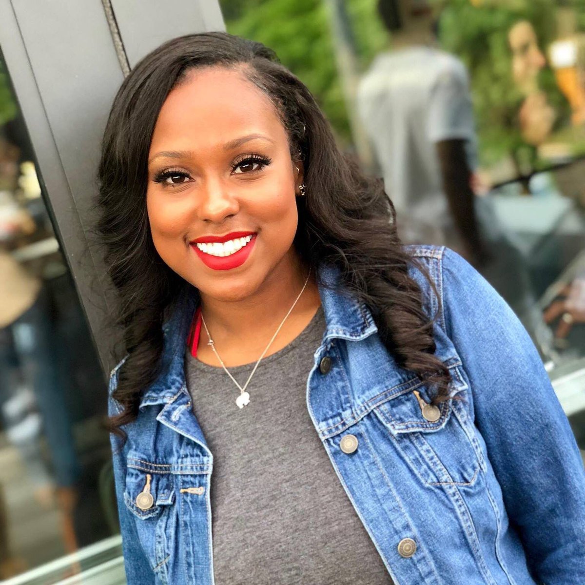 DST1913Midwest's tweet image. Meet the Co-Coordinators of the Midwest Collegiate Transition Committee, Shantel Franklin and Glenda Olivache. With February being COLLEGIATE CONNECTION MONTH, let’s begin the transitioning process. Click the link in our bio to find your chapter! 
#CollegiateConnection