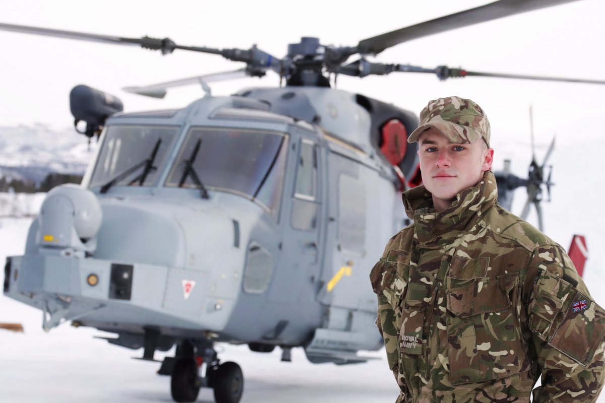 .@RNASYeovilton 847 Naval Air Squadron were joined by Apache attack helicopters for demanding training in the harsh and icy conditions of Norway ❄️ #WinterDeployment #FlyNavy ow.ly/nblm50lUobz