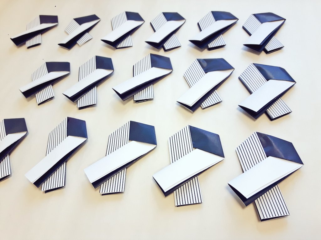 CarolineClaisse's tweet image. Having fun preparing for our first Strategic Advisory Board meeting @INTUIT_project #INTUIT_project #HIV #livewell Folding #ribbon #designresearch @abigail_durrant