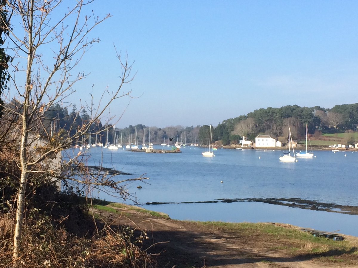 Grand soleil sur la rivière du Bono