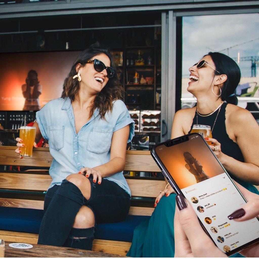 TechCrunch's tweet image. Loop acquires Screenplay to build its streaming library tcrn.ch/2BNpcU4 by @anthonyha