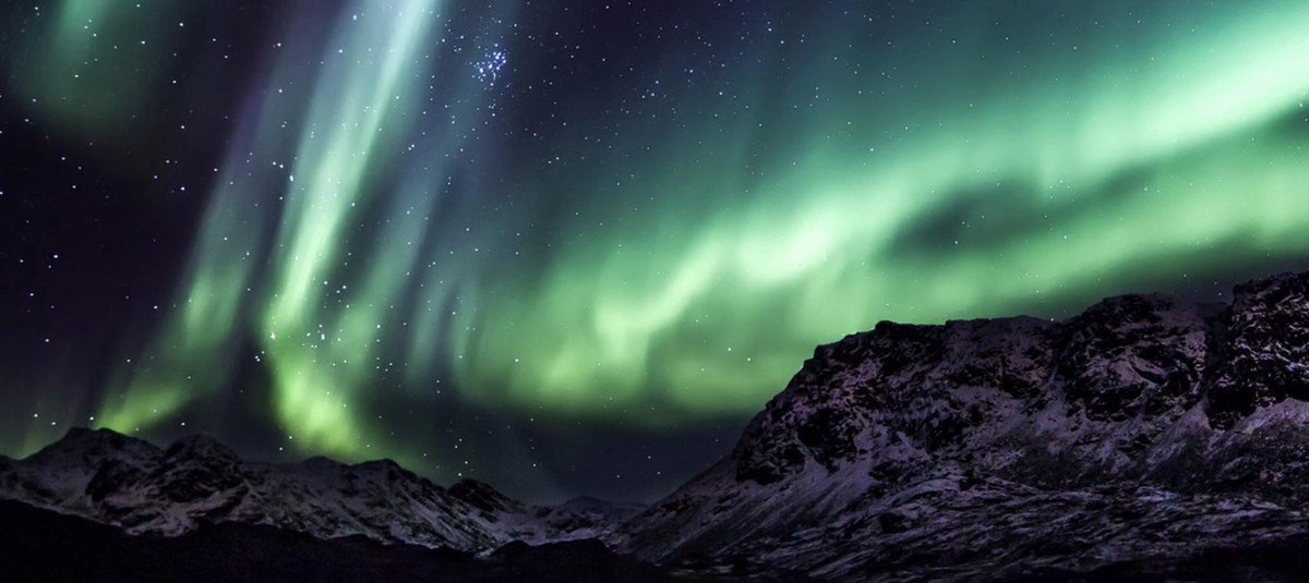 # hurtigruten #norway #fjord #northerlight #northerligts #travel #cruise #northernligthspromise 
BIG SCAM: Hurtigruten has a 90% garantie that you see the NortherLights. If you don't you get a week free next year. Out of 500 people, 1 saw something and no week free as promised.