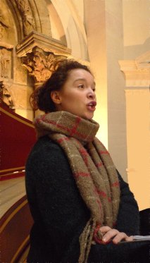 CONCERTSDEMIDI's tweet photo. Demain les Concerts de Midi proposent @LesChampsLibres  "Poésie et musique, un mariage harmonieux" un concert-conférence par Olivier Légeret, Coralie Karpus (piano) &amp; Héloïse Guinard (voix). Ven 22/02 12:30 Salle Hubert Curien. Entrée libre dans la limite des places disponibles. https://t.co/rB2MhE4NJv