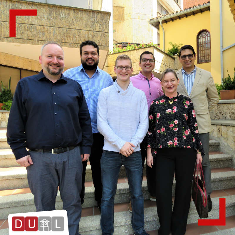 DualUnab's tweet photo. Queremos agradecer a Rainer Jochum, Juan Sebastián López, Patrick Martin, Carlos Acuña y Adriana Martínez por su participación en el Foro de Doble Titulación UNAB – DHBW 😀👏. #ViveDual https://t.co/Rt9Mh2C9F1