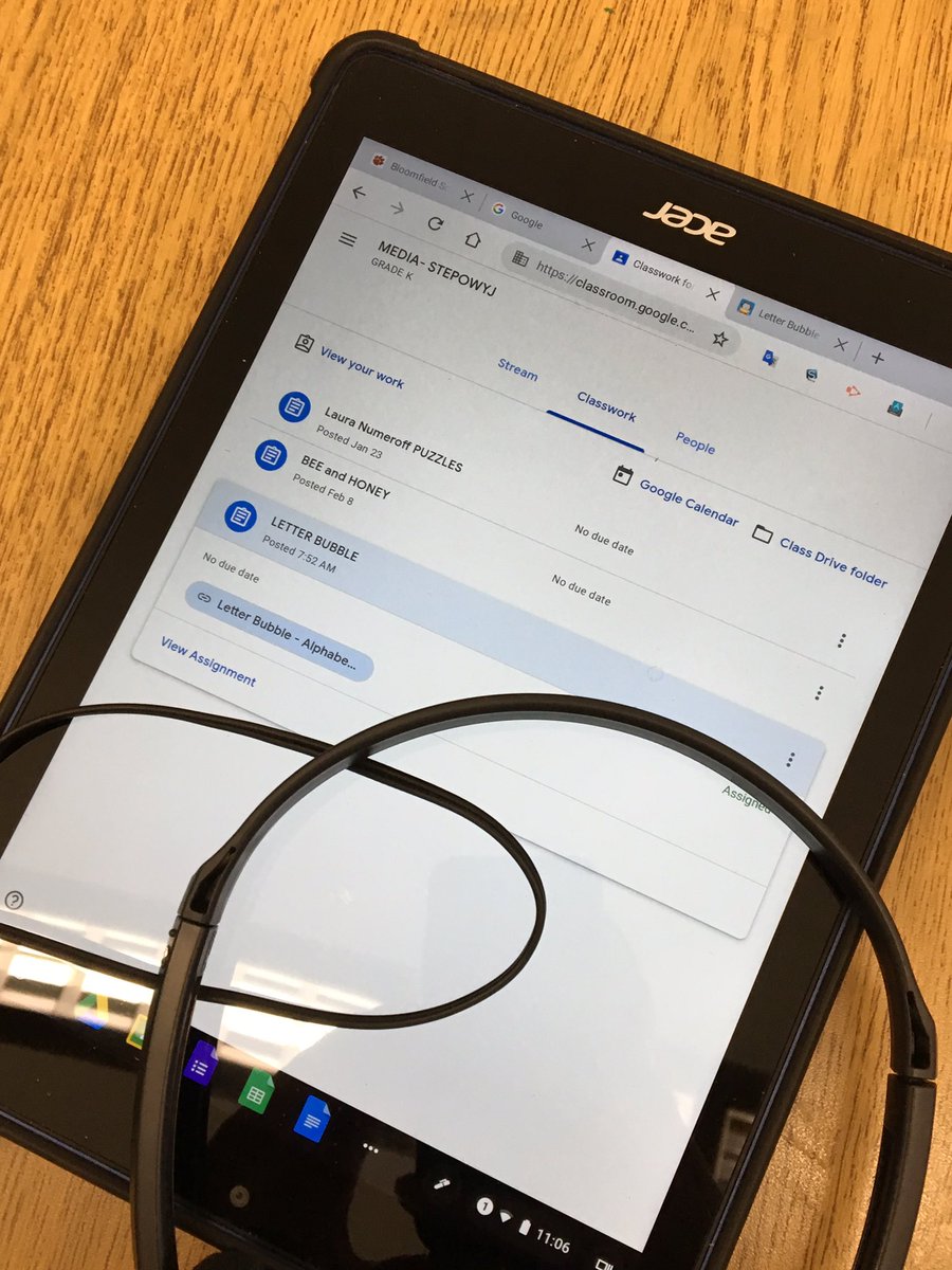 stepowyj's tweet photo. Kinder-friends logged into their google tablet AND found their kindergarten google classroom all by themselves!! #googleforall #KinderRocks #dontsayKcantdoit https://t.co/XWXmet8tkY