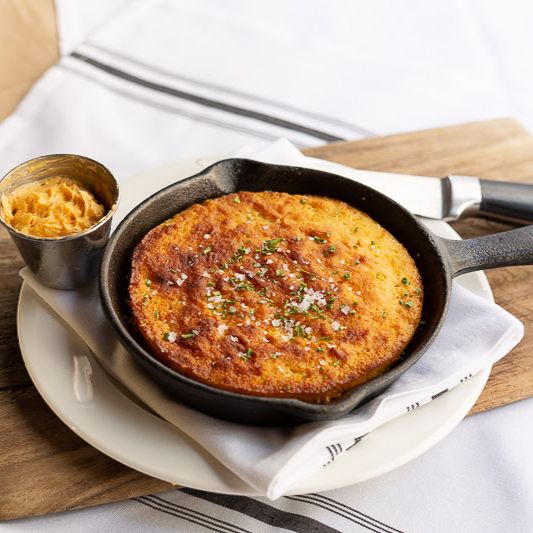 Skillet Cornbread - perfect to share with your entree 🍽️