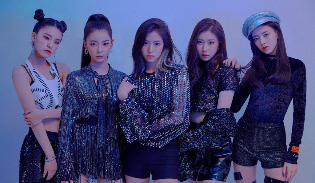 KObserved's tweet photo. ITZY holds the title of fastest girl group to attain their first win!
#ITZY #ITZY1stWin #ITZY_DALLADALLA https://t.co/D6REVdM7Fs https://t.co/5VtyBrKOjJ