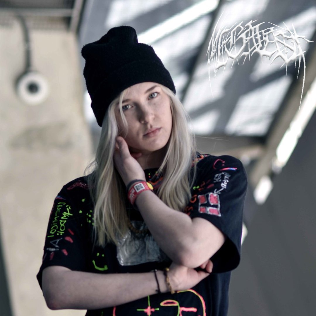 MegaLast tweet media