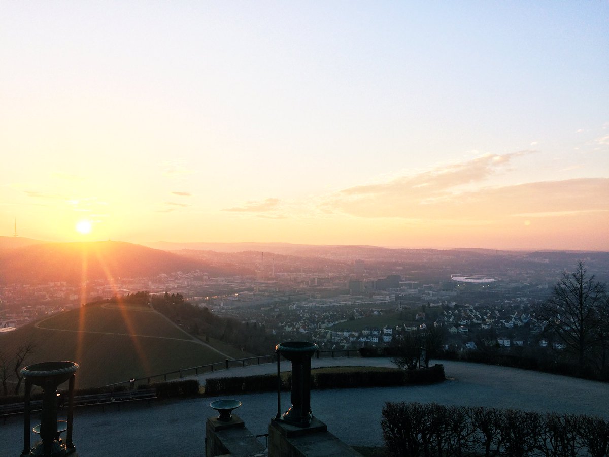 Danny_Galm's tweet photo. Einfach ein Träumchen 😍 #Stuttgart #Grabkapelle #sundower #0711 #VfB #kesselliebe @stuttgart_stadt https://t.co/ptC0ghJV6W
