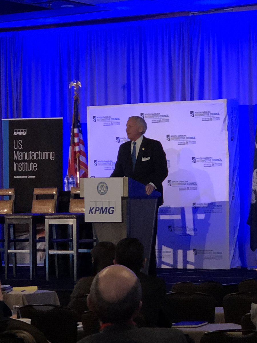 Sara_Hazzard's tweet photo. @henrymcmaster addressing SC’s automotive manufacturers. The future is bright. #SCAutoSum19 https://t.co/mUkBegAfAe