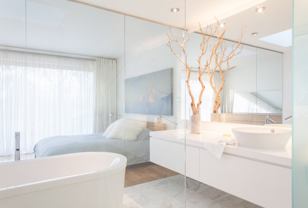 صور ديكورات بانيو في غرفة النوم