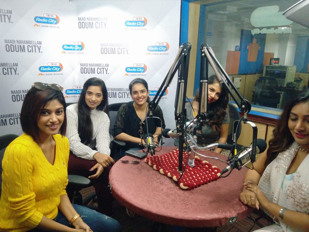 dntmediaoffl's tweet photo. @OviyaaSweetz and Team #90ML full swing on promotion.
#STR #Oviyaa #90MLFromMarch1st #90mlfilm #90mlfromfeb22 #OviyaArmy https://t.co/mB7ioFTDQy