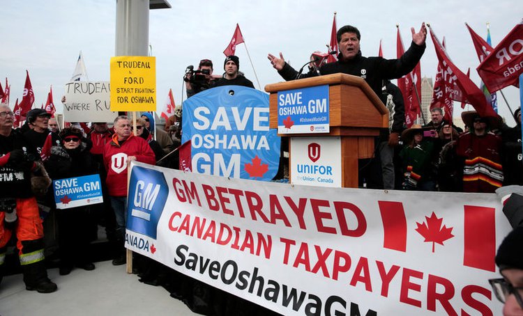 .<a href="/reuters_staylor/">Susan Taylor</a> captures the dilemma Canada’s auto union faces in its battle with General Motors over a plant closure in Oshawa. It's a great read. 

Canadian auto union faces Catch-22 in General Motors fight | Reuters reut.rs/2NiuoE8