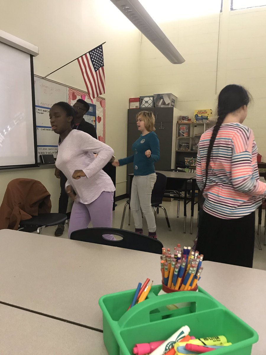 MrsHamilton_RMS's tweet photo. We had a whole lotta shaking going on!  #lovemusicdays #robioUS #oneCCPS https://t.co/0bCi0UYVk5