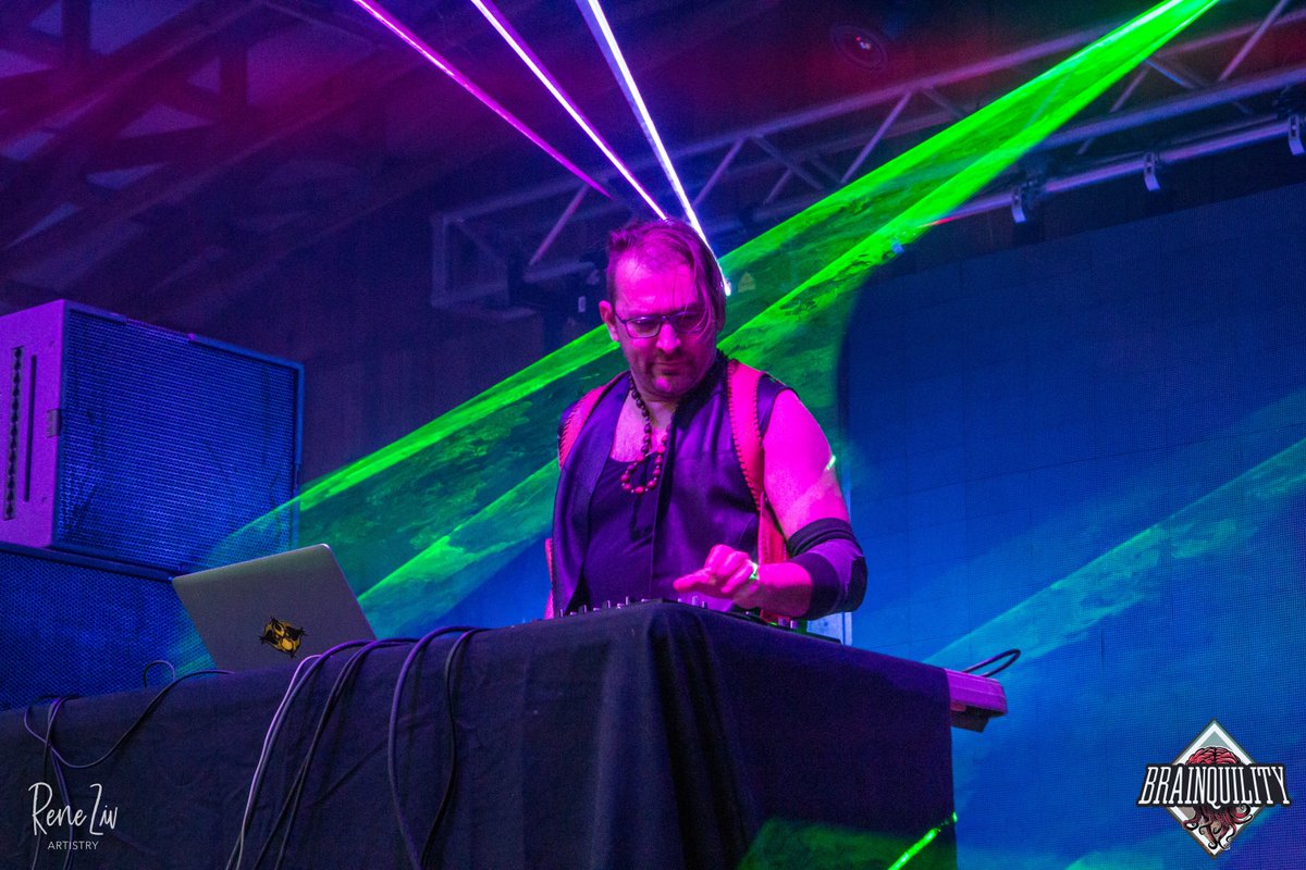 Take us back to <a href="/GovindaMusic/">Govinda</a>'s set from Saturday night! 🙌 #BrainquilityFest

📸 : @ReneZivArtistry