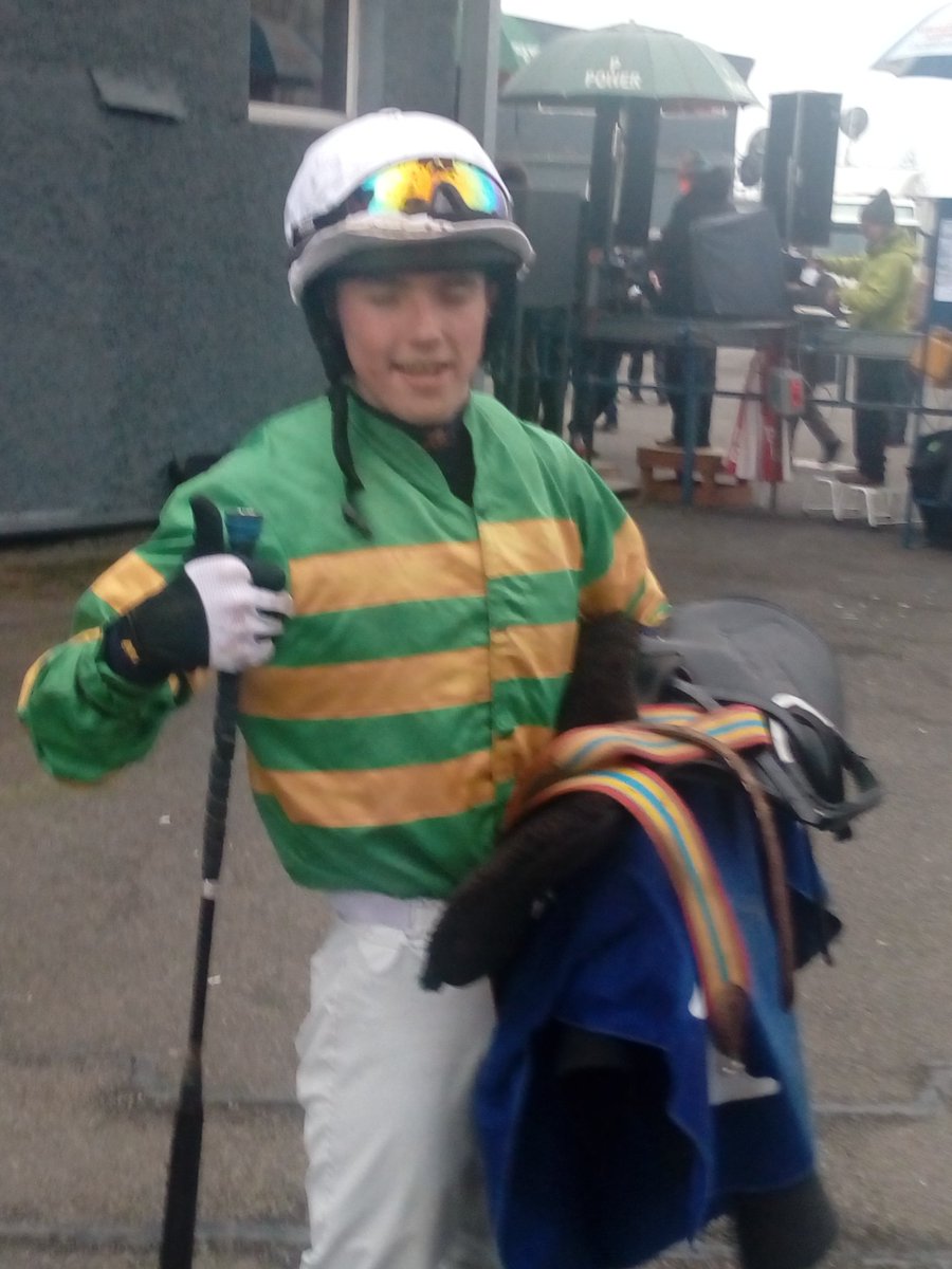 JoeSeward1's tweet photo. #TheGateChecker takes advantage of the final flight fall of #HollowCrest to score for Darragh O Keeffe and Michael Hourigan in the Thurles Handicap Hurdle ....
#Thurles
#horseracing https://t.co/fe1vEThqsL