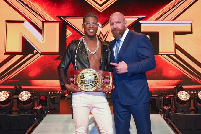 LockerRoomWrest's tweet photo. Then. Now. Forever. Dream.

@VelveteenWWE @WWENXT @TripleH https://t.co/MhNZdnMEEH