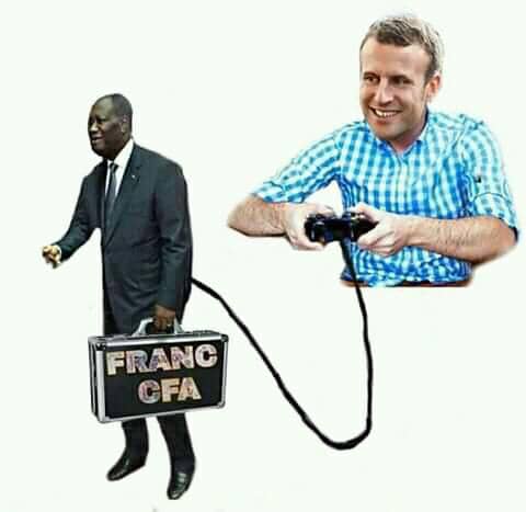 joel_esaie's tweet photo. Voyons comment la #France est en train de téléguider les africains. Nous ne sommes pas libre dans le #FranCfa donc donner nous notre liberté économique. #StopCfa #StopLeFranCfa #StopFrancAfrique #GuiletJaune #Esaïe https://t.co/eaV2T5fUKM