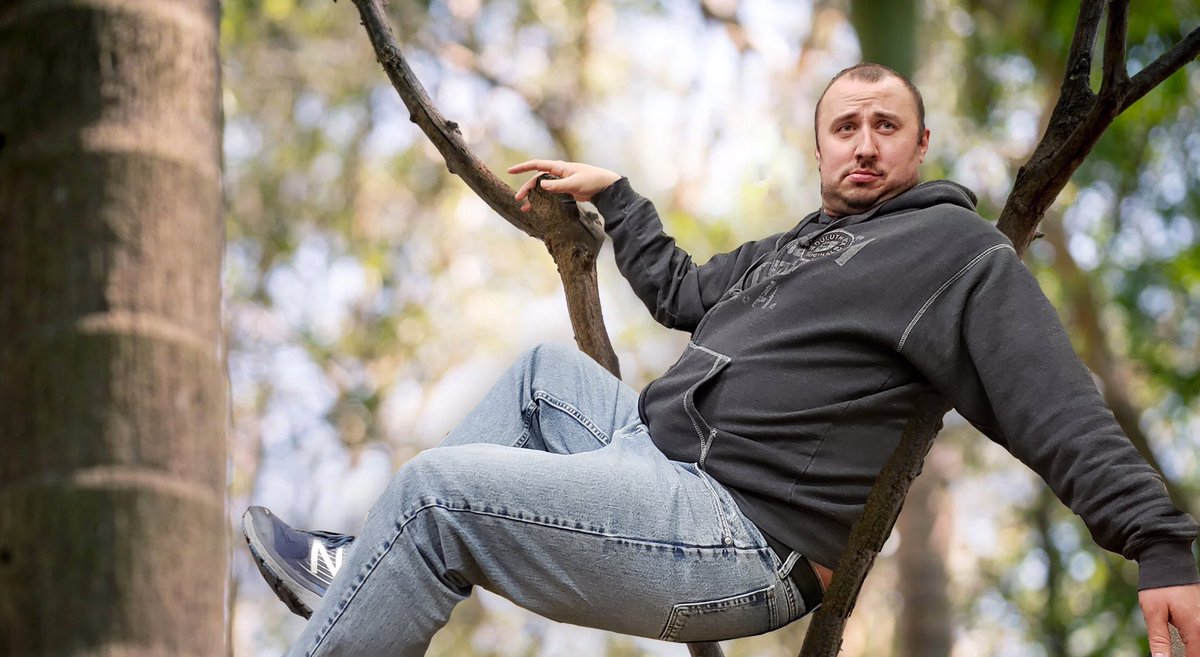 93XRadio tweet media