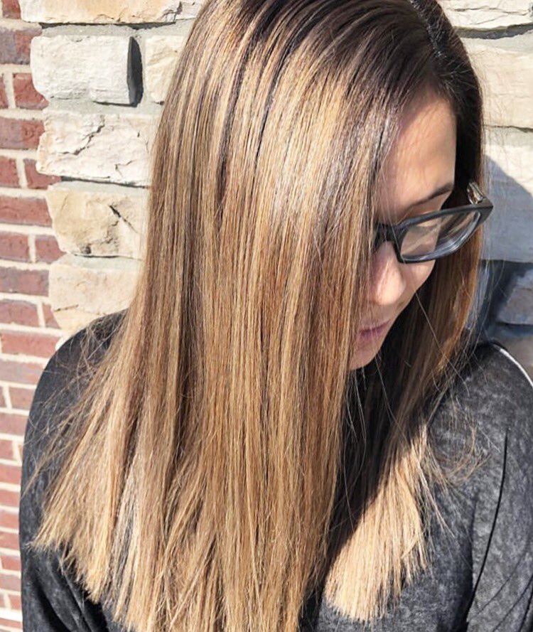From black hair to beautiful beige blonde dimension. Hair color is a process but the results are gorgeous!

Hair color by Pelo Artist Sarah!
.
.
.
#pelosalonspa #aveda #shareaveda #avedacolor #avedaartists #crueltyfree #haircolor #color #tbt #mn #minnesota #mnsalons #mnhair #hair