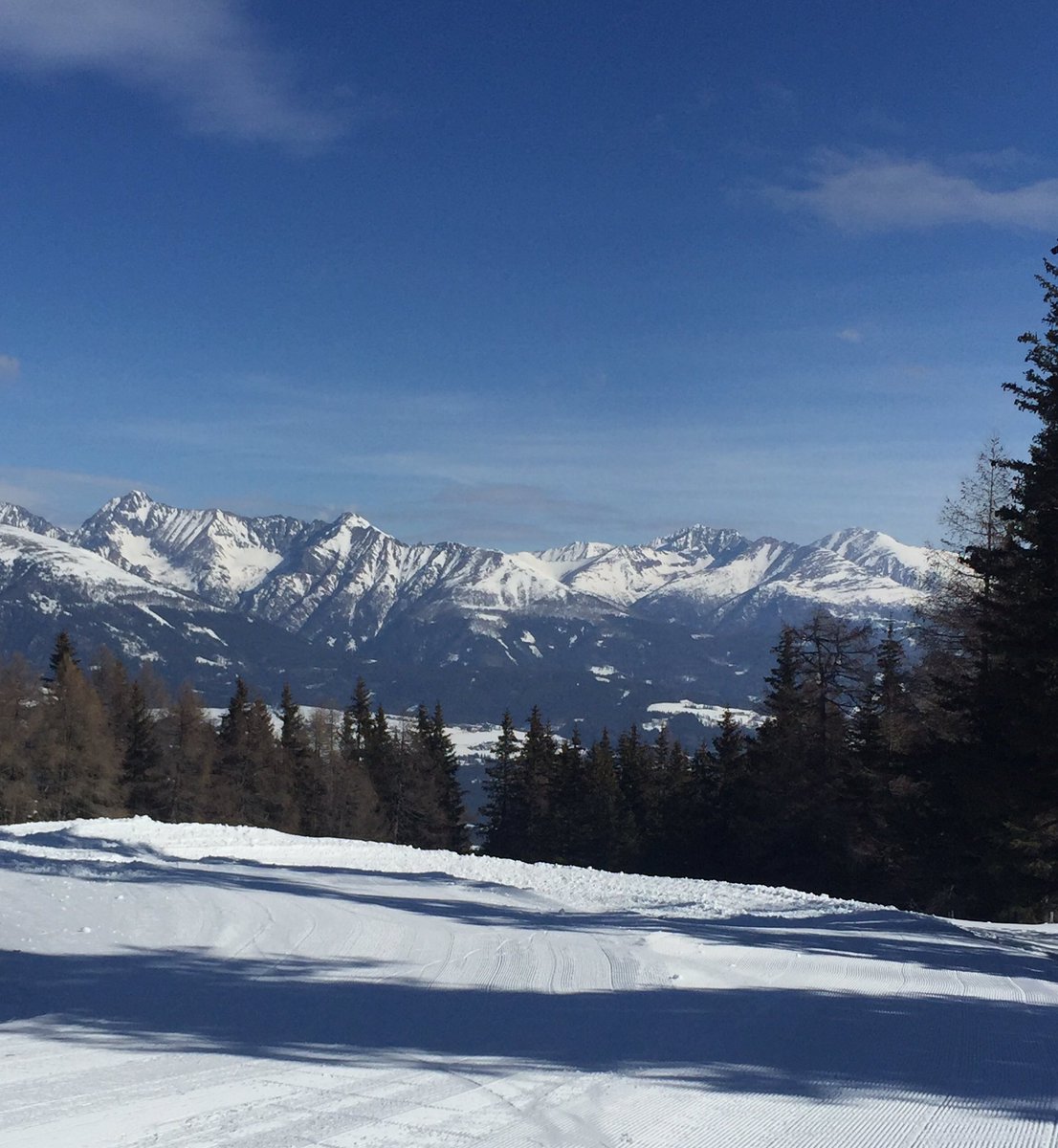 CBA_skitrip's tweet image. Amazing final day in Austria 🎿⛷☀️now to begin the long drive back to the UK 😢💔 bring on 2020!