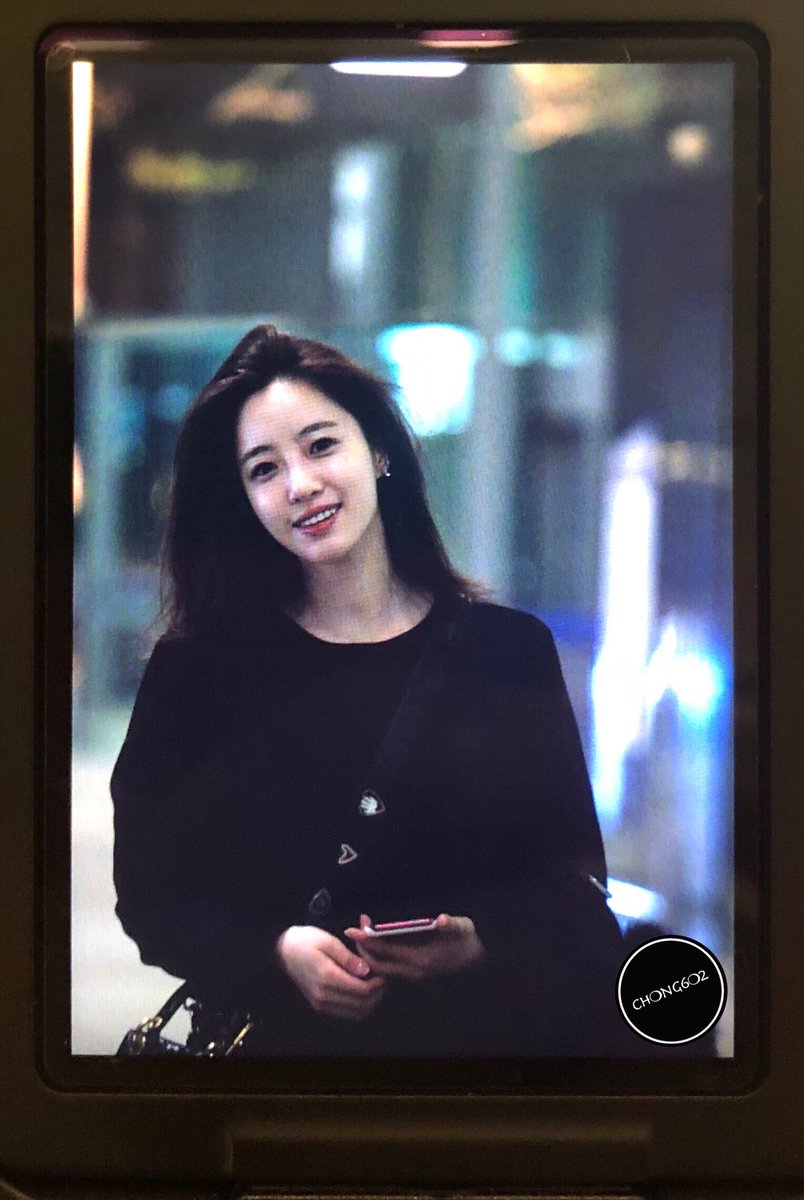 chong602's tweet photo. PREVIEW 22/02/2019
 Eunjung Singapore Changi Airport https://t.co/RFGVG1TcVJ