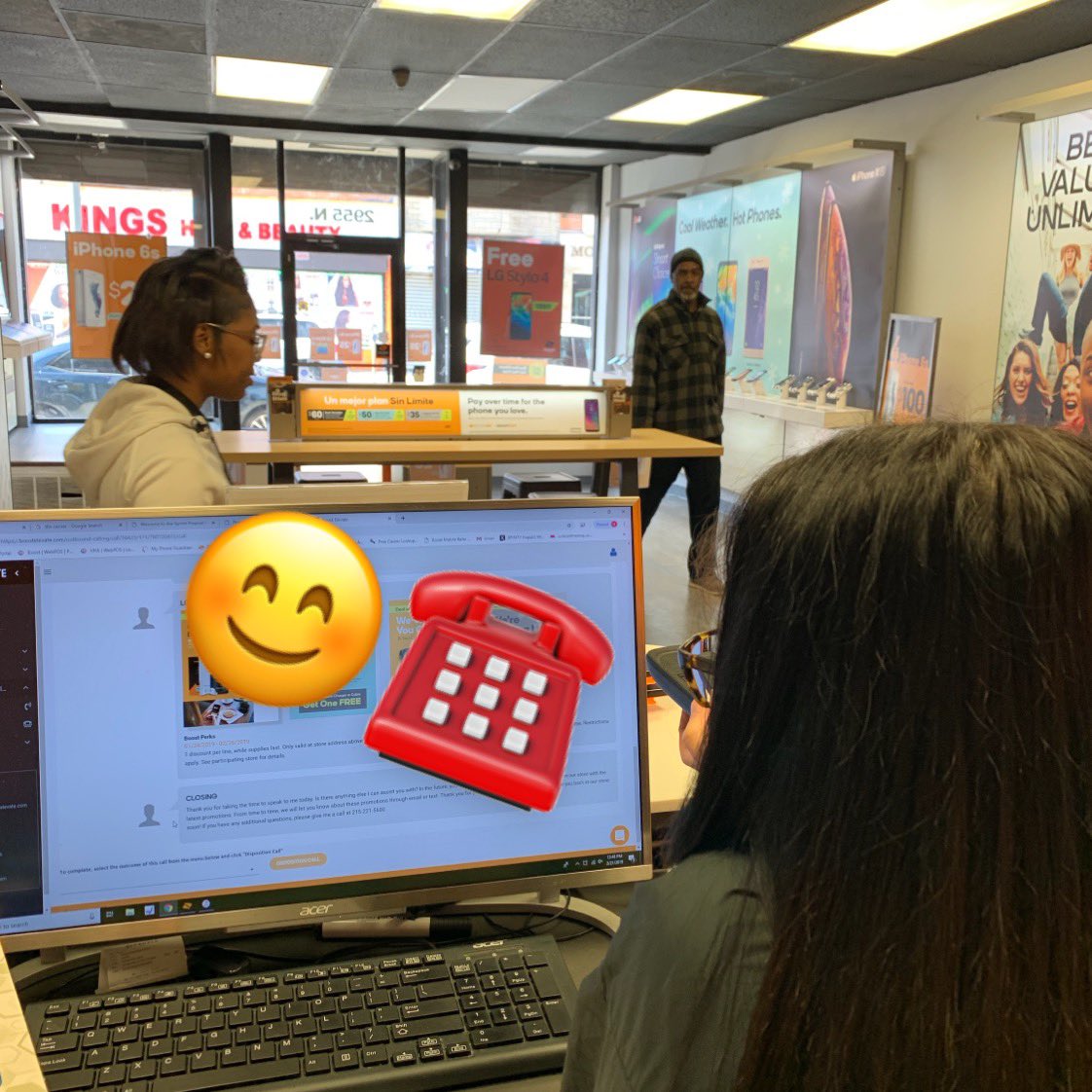 vtruongcao's tweet photo. Training new rep how to #FarmtheBase πβοΈ #ThursdayTraining #NeoComm #SmileAndDial #PitchAndProcess #VHA @SMcgowan763 @JayMiglionico @Eric_K_Wong https://t.co/mK47EFx9QQ