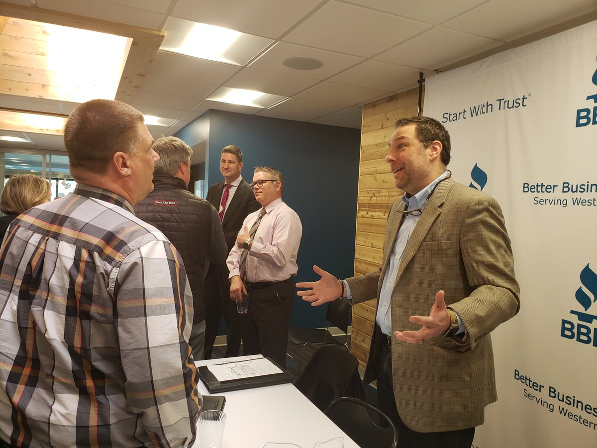 BBBwmi's tweet photo. That's a wrap but the discussion is still going! 😁Your BBB Serving #WesternMichigan plans on offering more presentations like this. Interested? Ideas for topics?  Message us &amp; let us know! Huge thx to @MercBank @TrivalentGroup @The_HGWay #CyberSecurity #TrustLab https://t.co/XLHi4TpYSp