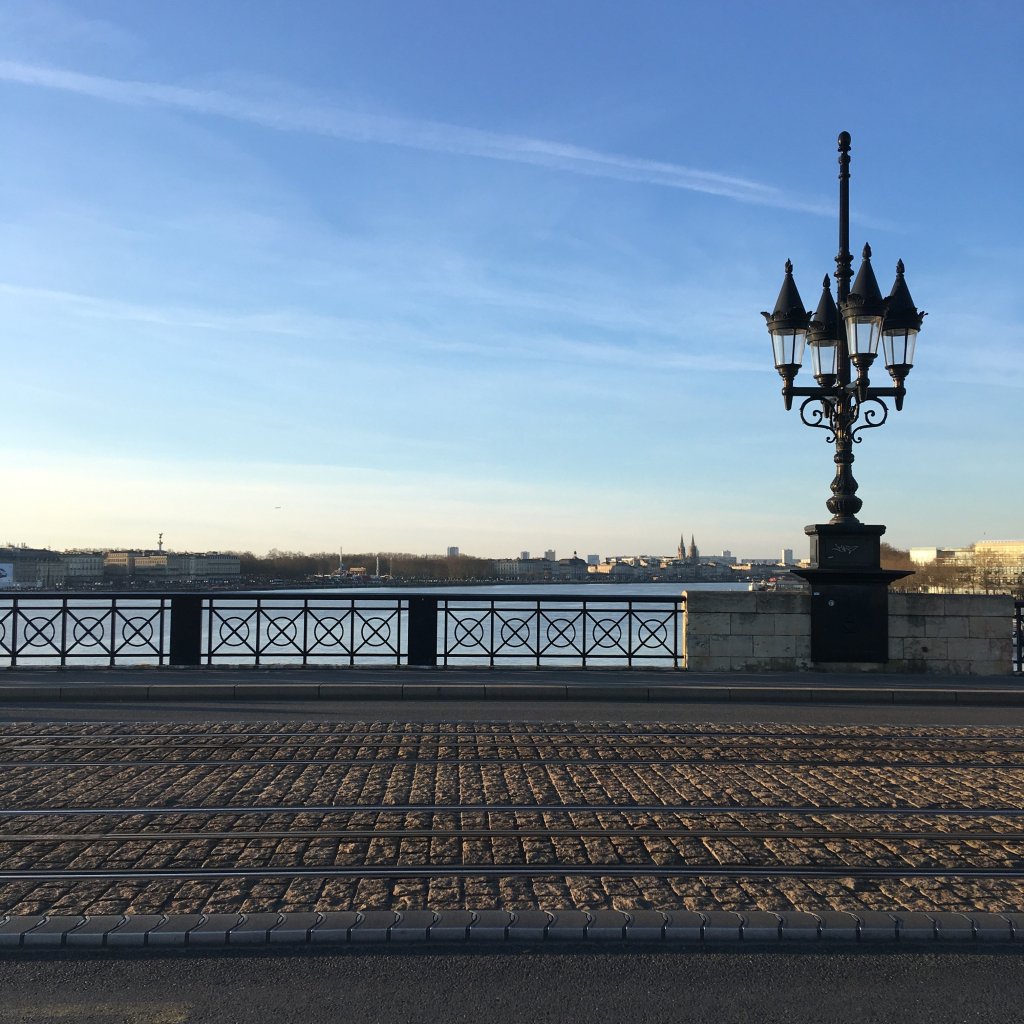 mamanchronique's tweet photo. Vacances : quoi faire avec les enfants à Bordeaux ? https://t.co/tADYat2RsU https://t.co/xHjvM930Oa