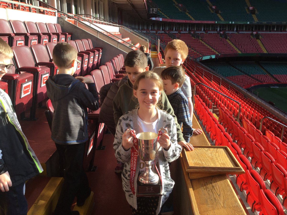 ClassHodgkinson's tweet photo. Cardiff trip @YsgolEmmanuel @ClassHodgkinson https://t.co/Qd4ZmnFirt