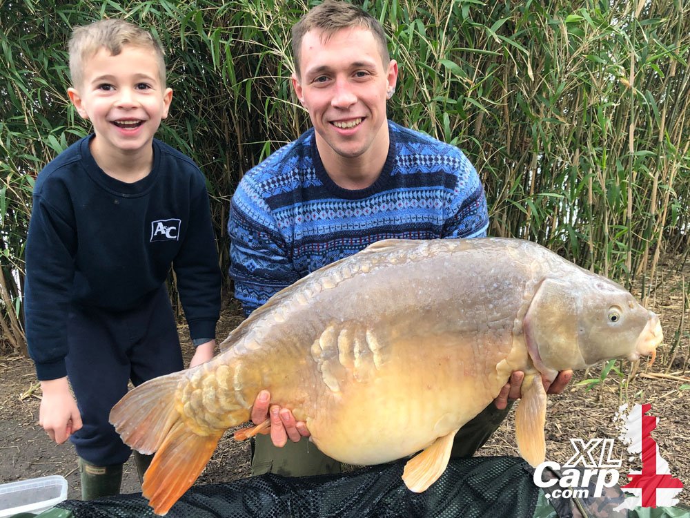 Zac Culleton was the latest to smash his P.B. on The Main Lake when he had 4 scale this morning at a cracking 40lb 2oz.

A smashing session made all the better as it was shared with his son!

@TeamMainline #FryerningXLCarp #NewPB #Main