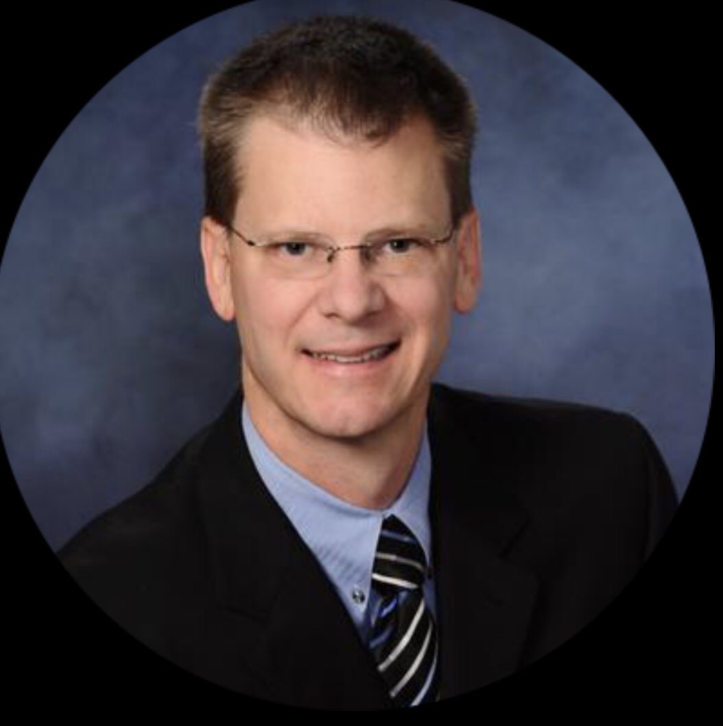 DrCantu14's tweet photo. Doug Fisher proposes three questions that will create relevant teaching and learning. #CISCSymp19 https://t.co/HXma0pjOf2