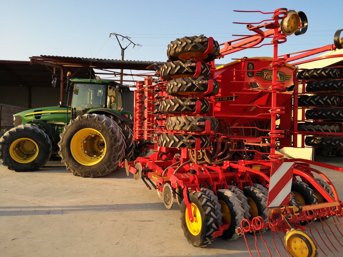 iheliotcouronne's tweet photo. En visite à #Brienne #Chavanges: Choucrouterie Laurent,Fontes de Paris,Scierie Monniot,exploitation agricole des Varennes et réunion d'échange avec les élus.
Une @MajoriteGE engagée sur tous les #territoires de la @regiongrandest pour soutenir l'activité #économique en #ruralité https://t.co/amnEcb1GXk