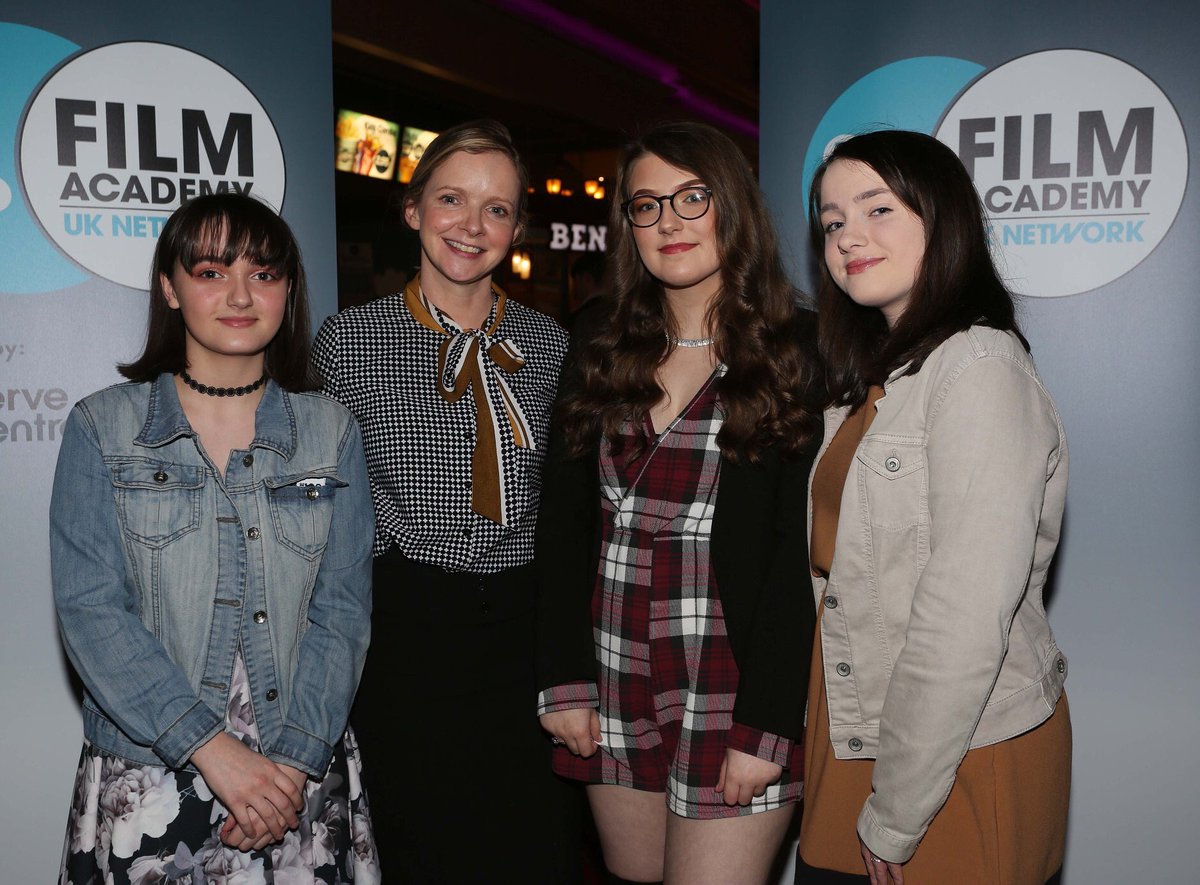 ArtDeptStMarys's tweet photo. Three of our superstar MIA pupils helped produce two fantastic short films which were given a special premiere at Brunswick Moviebowl 🎬🍿📽🎞 as part of the BFI Academy 2019 👏🏻👏🏻👏🏻#prophotos @stmarysderry https://t.co/E8676vVgOw