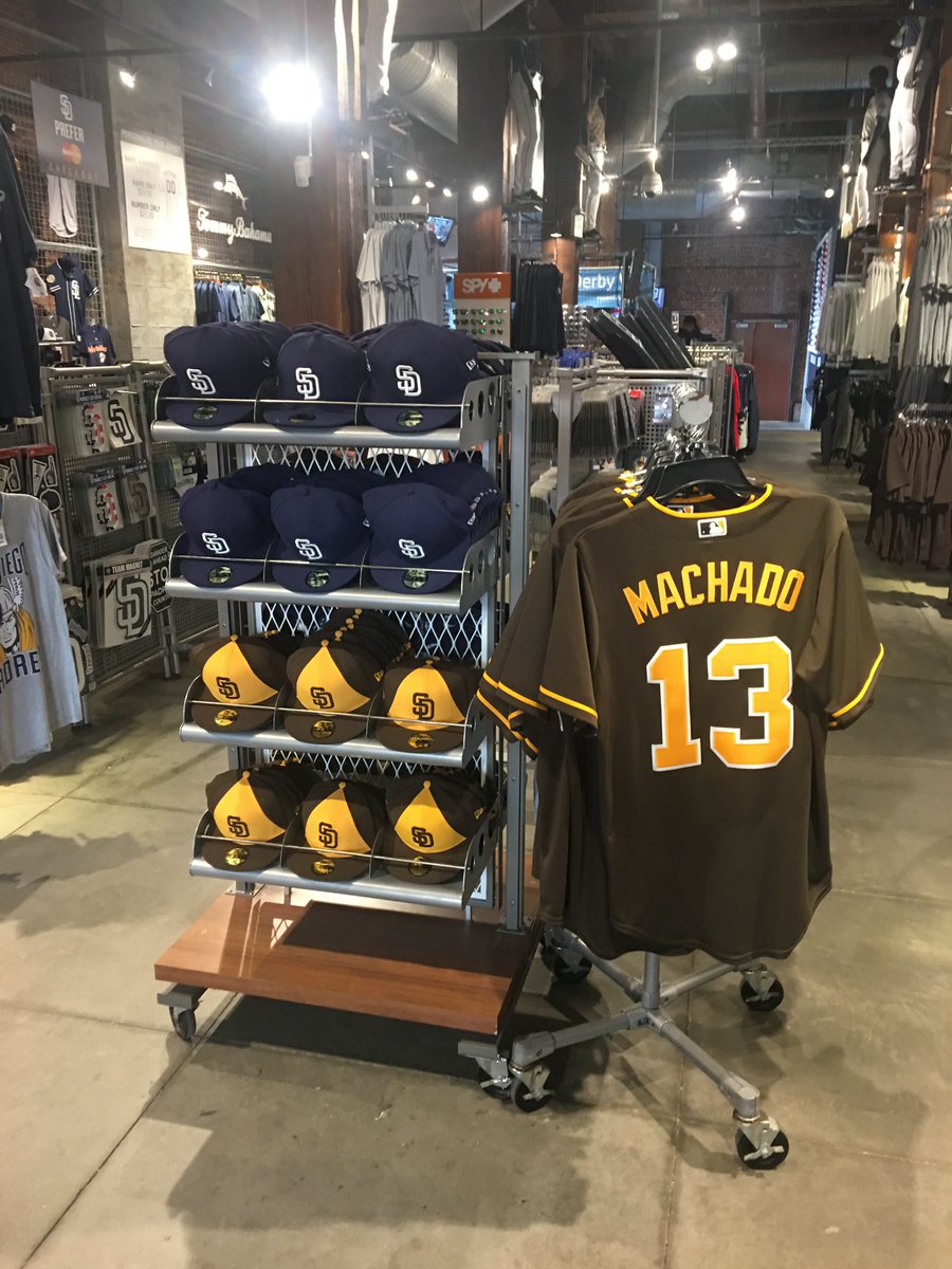 padres jersey near me