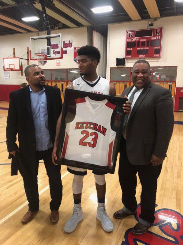 <a href="/JyaireStevens/">THE MANNEQUIN™️</a> Congratulations on alll your accomplishments that GOD has BLESSED you with. As your High School Athletic Career comes to an end know that NEW BEGINNINGS are in your horizons. We are Proud if you. <a href="/gjoyner13/">Dr. Gail Joyner</a>