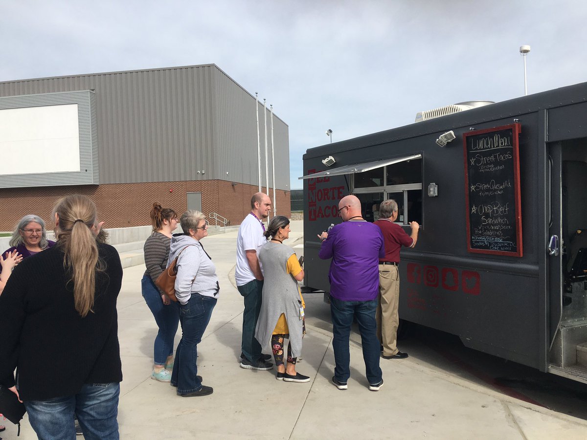 Looking forward to having the Del <a href="/NorteTacos/">del norte tacos</a> food truck at Godley HS tomorrow for breakfast and lunch!!