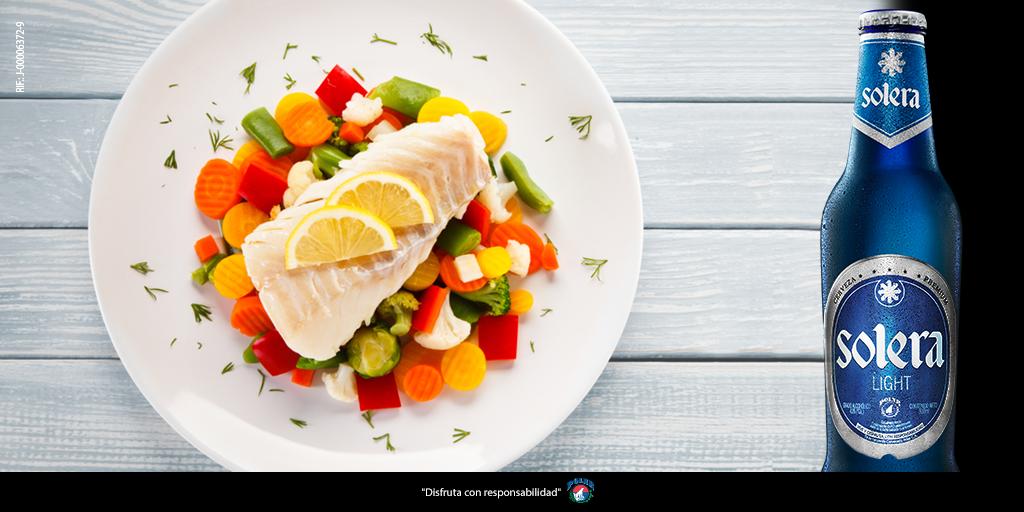 SoleraPremium's tweet photo. Potencia el exquisito sabor de un pescado al horno o a la plancha, acompañándolo con nuestra #SoleraLight
¿Ya probaste este maridaje? https://t.co/fMLH0OHiZh
