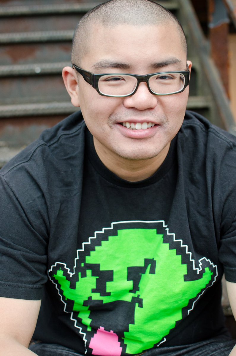 CJSF_Arts's tweet image. TONIGHT:

5:15 - @kingedhill chats about recording his new comedy album. 

6:15 - @ramihkatz talks about his film #TheIssueOfMrOdell

7:15 - Barbara Bourget, co-producer of @vidf gives us a rundown of this year’s festival.

5-8pm @CJSF 90.1 fm cjsf.ca