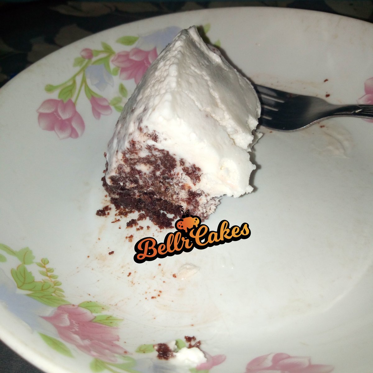 Ice cream cake is the new cocaine 😏

#cakes #lagoscakes #phcakes #cakesinlagos #cakesbybellr #bellrcakes #cakesinnigeria #naijacakes #naijabaker #lagosbaker #cakegram #cakestagram… instagram.com/p/BuJ9Y_fHvZd/…