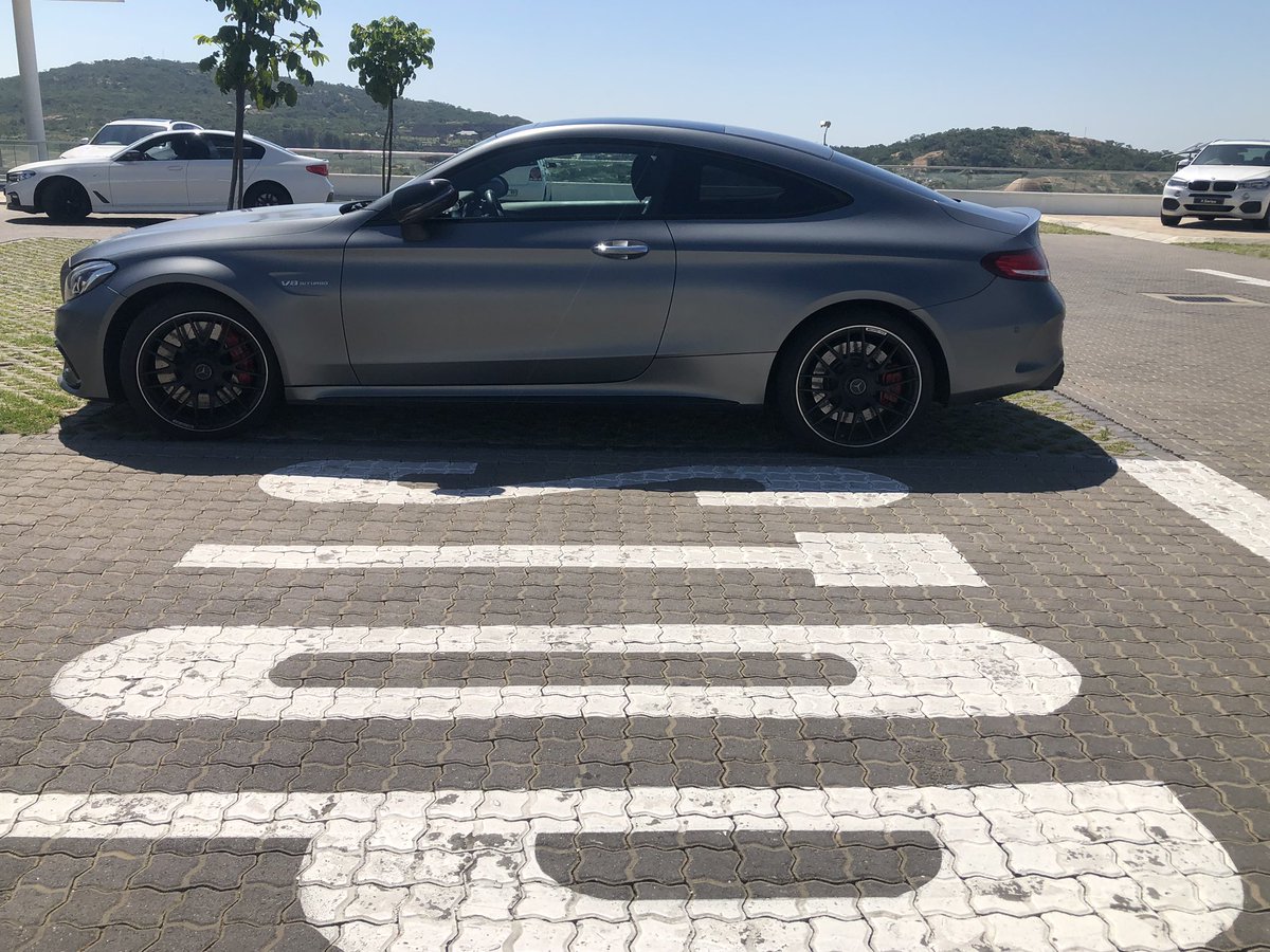 carthingsa's tweet photo. Mercedes C63s coupe AMG https://t.co/k8etxwkMDL