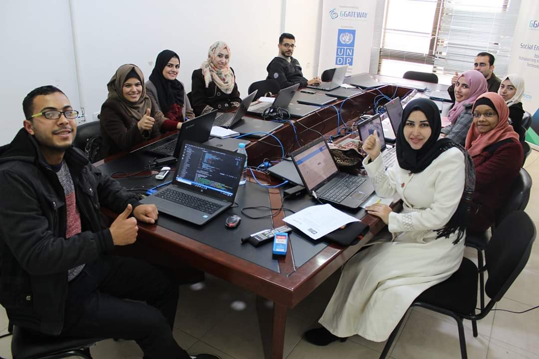 GGatewaySE's tweet photo. To improve #Freelancers' technical skills in different fields, such as #WordPress #DigitalMarketing #GraphicDesing #ReactNative #AngualrJS #Translation
The freelancers are taking group and individual sessions during their incubation phase in Ghub vibrant co-working space. https://t.co/gzbc0SkN01