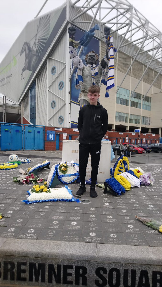 <a href="/MervueUnitedAFC/">Mervue United F.C.</a> U14 Skipper in <a href="/LUFC/">Leeds United</a> this week. Nearly converted...... #TheatreWhereDreamsAreMade