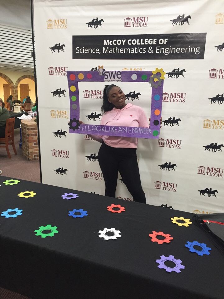 SWEmsutexas's tweet photo. Tweet #ilooklikeanengineer #swemsutexas when you visit our booth to learn more about the formation of an exciting new chapter of the society of women engineers. https://t.co/dbFin8VpDq