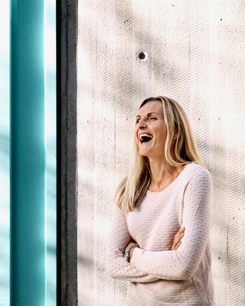 Meet the Team: Monika 🥳 Head of Marketing, Uber Nordics. Spana in hennes Stockholmstips och Story. Läs mer → t.uber.com/meet-monika • #stockholm #uber #meetuber