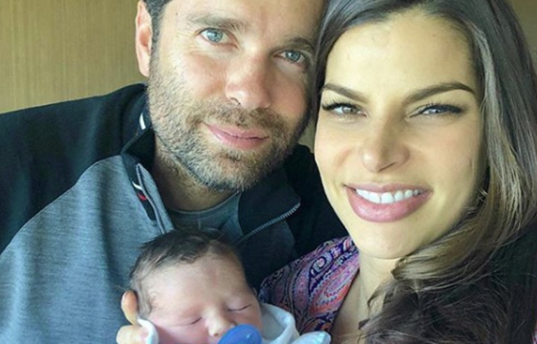 Quien's tweet photo. ¡Adorable! Bárbara Coppel presenta su bebé en Instagram https://t.co/mB1IfhMZYq #BarbaraCoppel https://t.co/o0p8WMh2K2